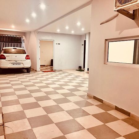 Hotel Sampat Royal Cafe Delhi Zewnętrze zdjęcie